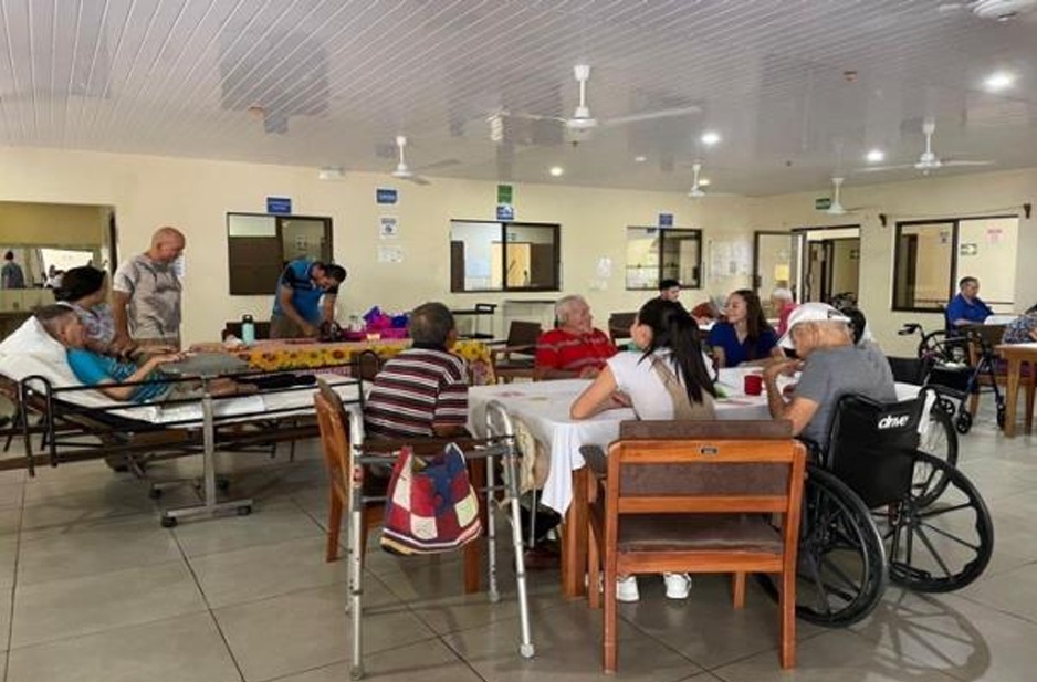 cuido de adultos en costa rica