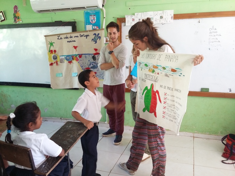 Panamá Tortuga educación