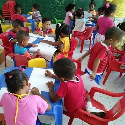 voluntariado enseñanza con niños cartgena colombia